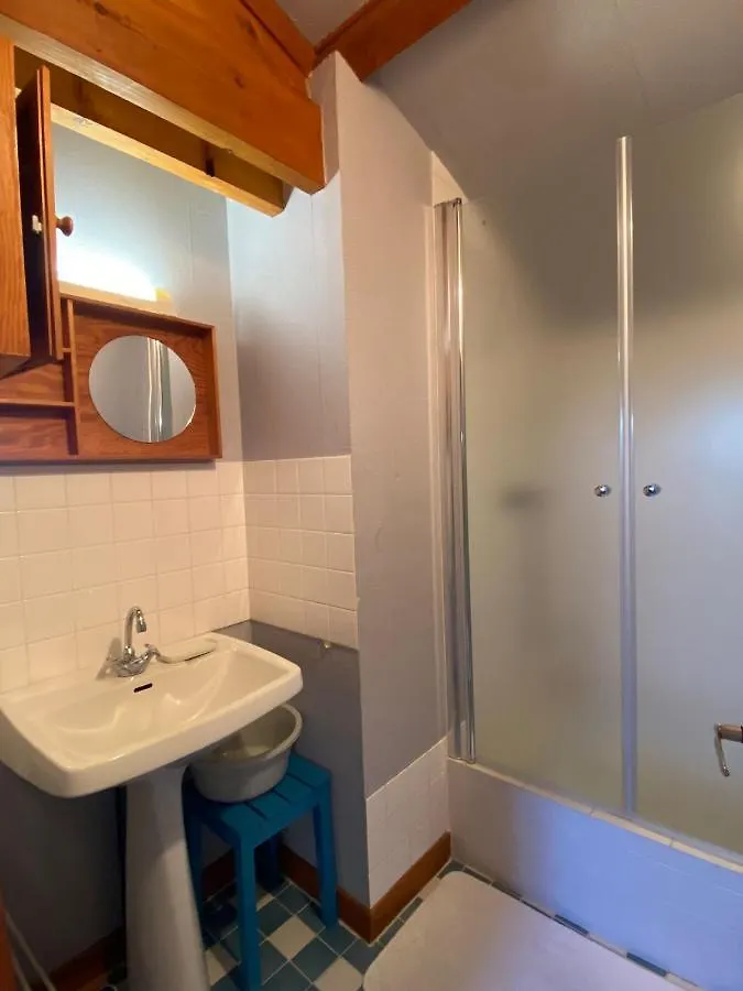 Maison 2 A 12 Personnes,Quartier Residentiel Thiers France