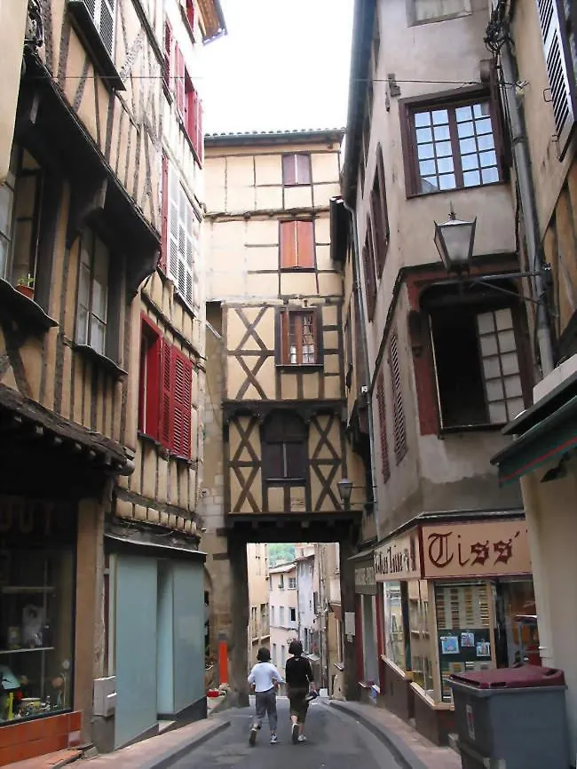 Maison 2 A 12 Personnes,Quartier Residentiel Thiers France