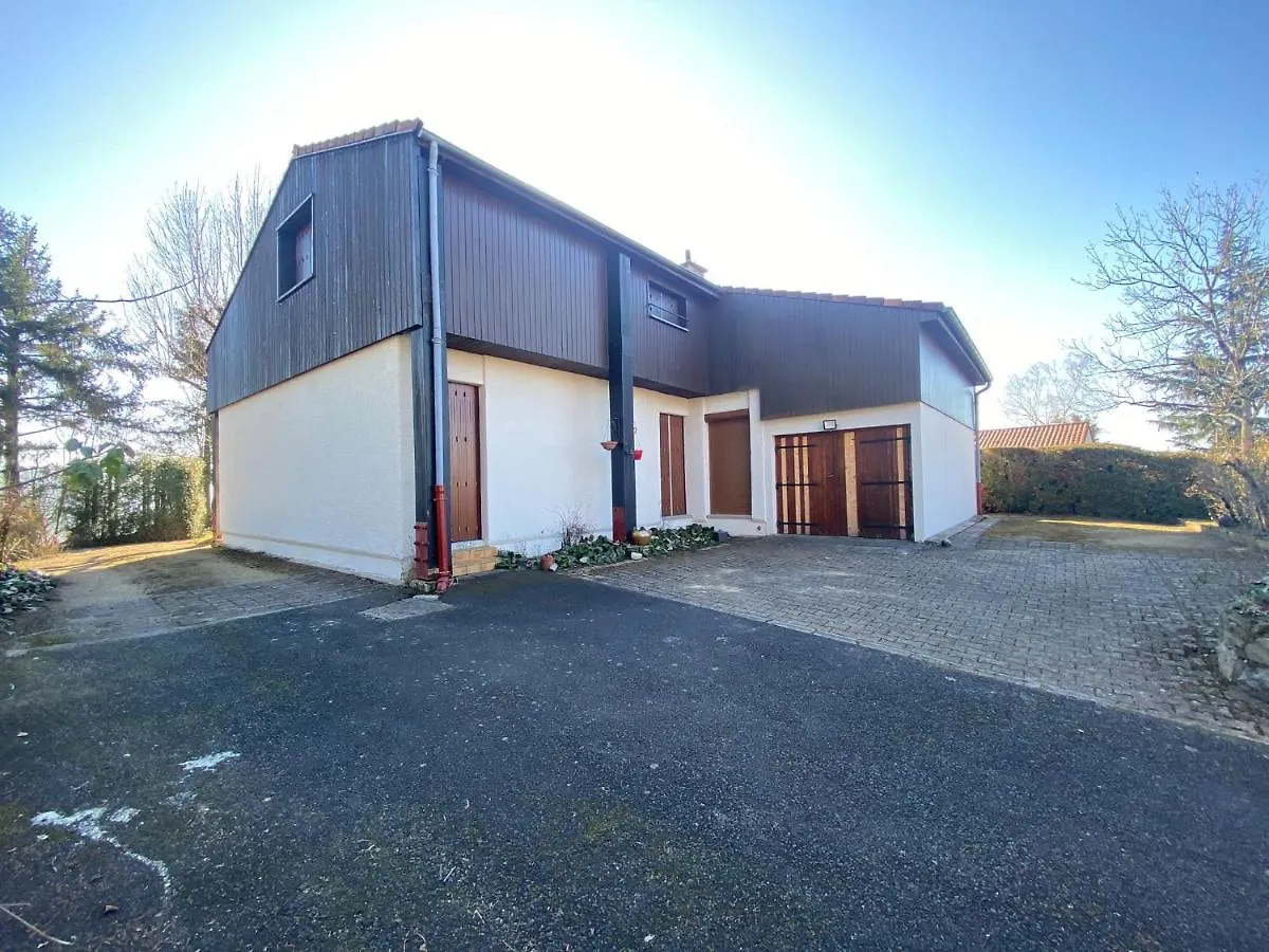 Maison 2 A 12 Personnes,Quartier Residentiel Thiers France